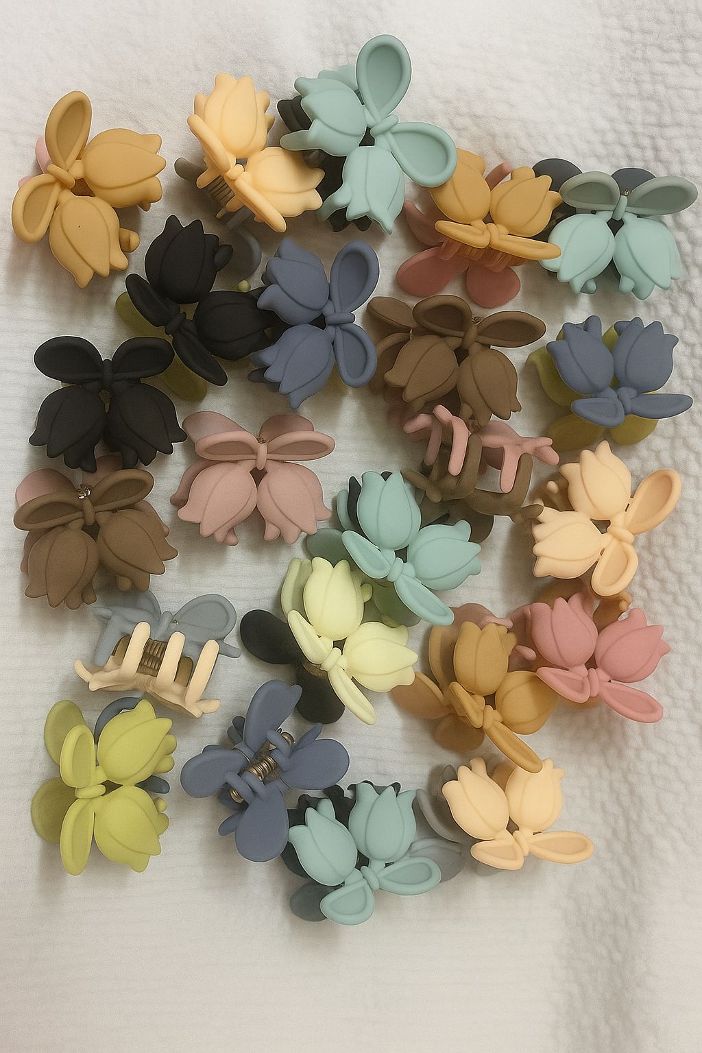 New Arrivals!! Rose buds multi shade flower hair claws