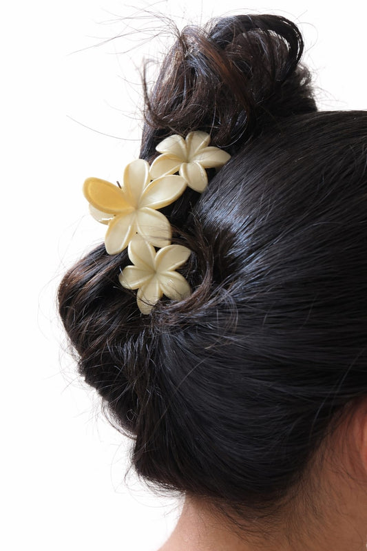 Combined flower clip with large size