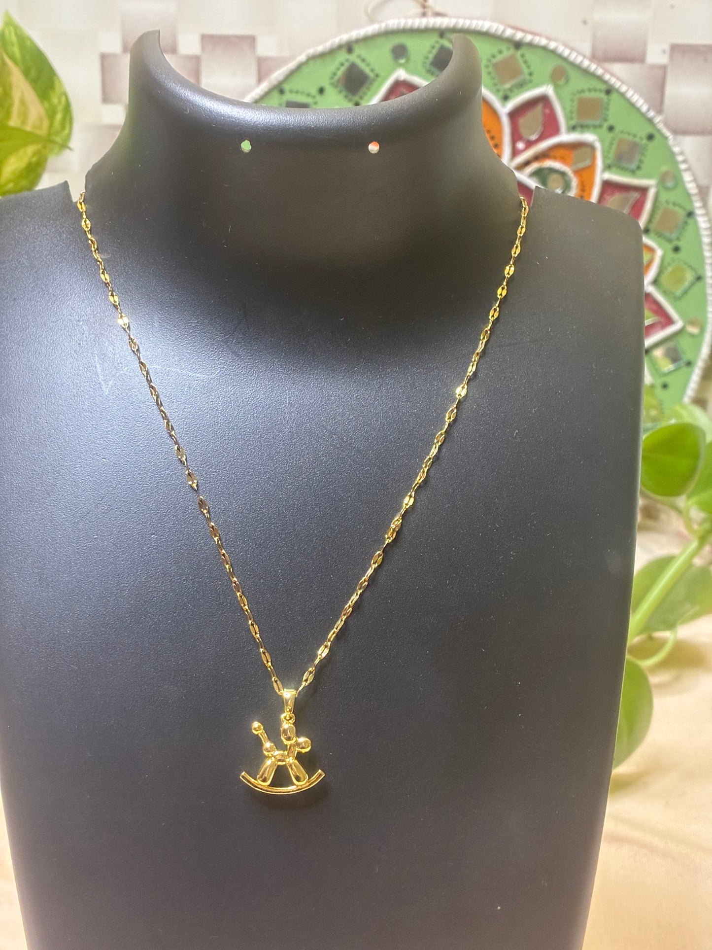 New Stock! Modern thinking balloon dog necklace