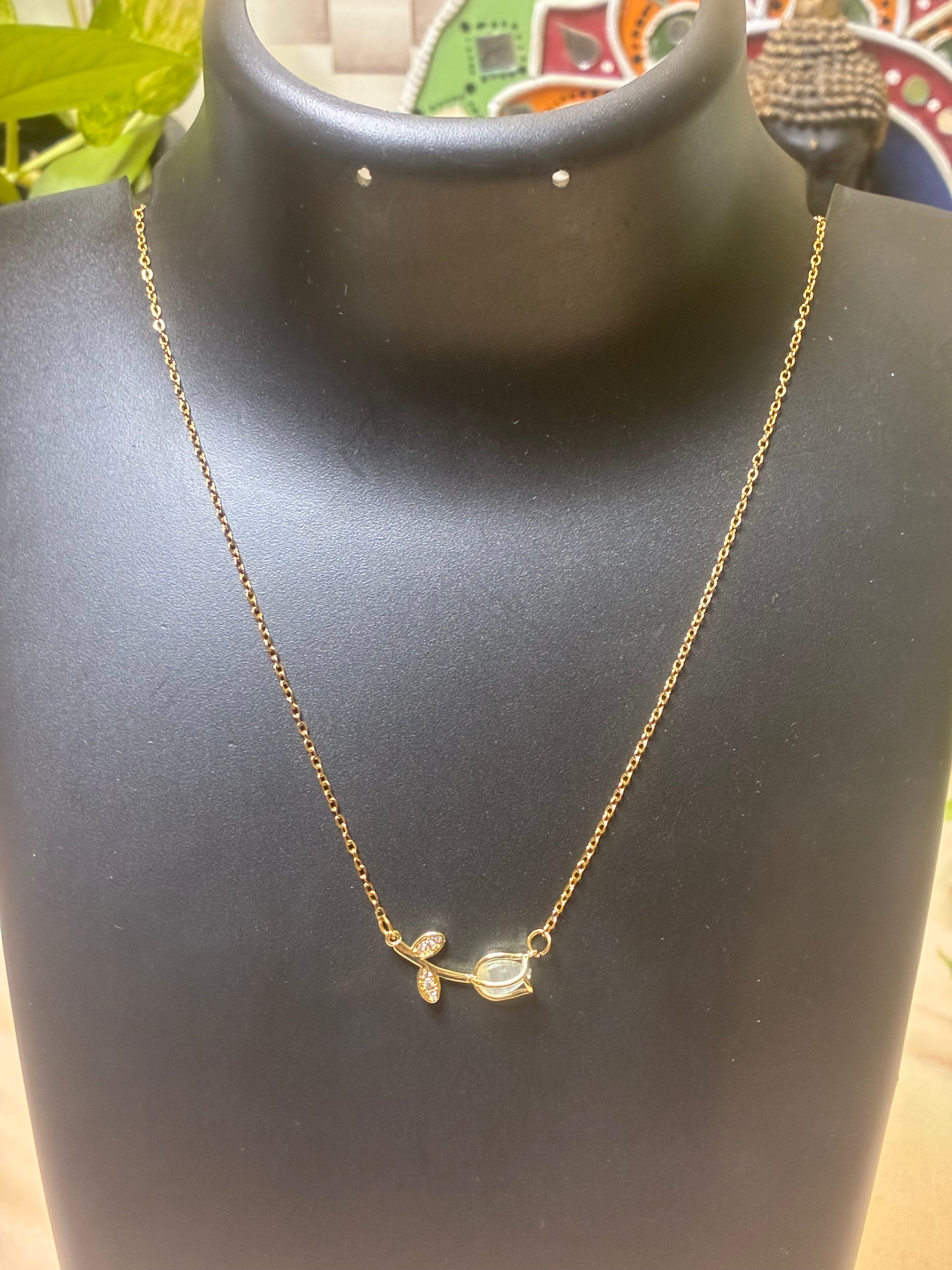 New Stock! Golden tulip Necklace