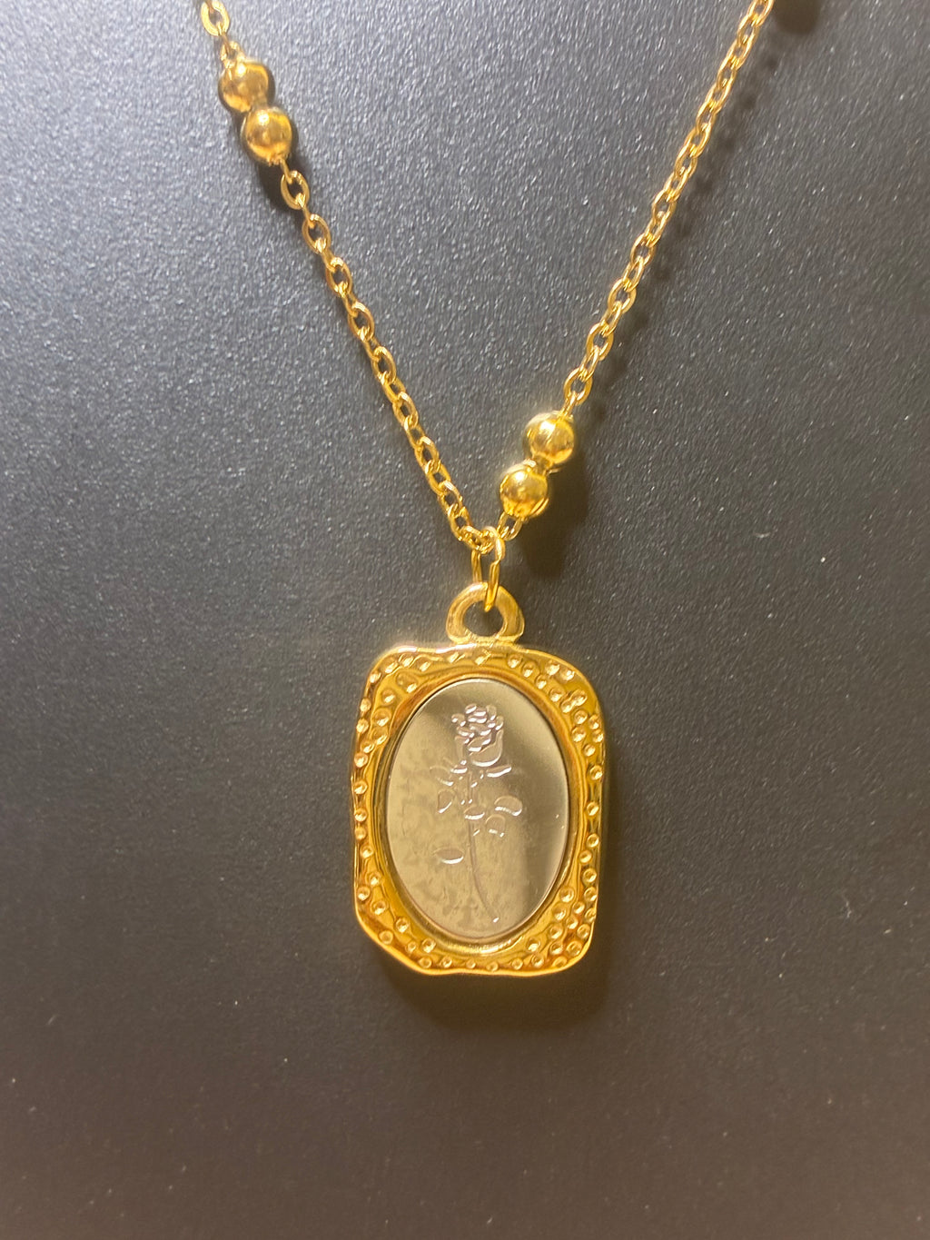 New Stock! Rose Gold 18k plated! Luxury Necklace
