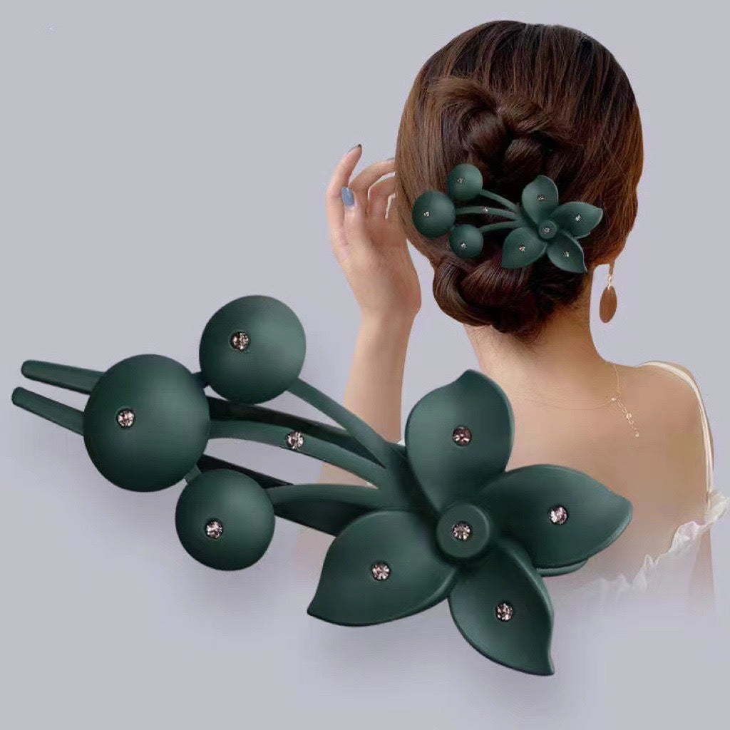 High grade butterfly clip with artifact hair pin!!✨💫