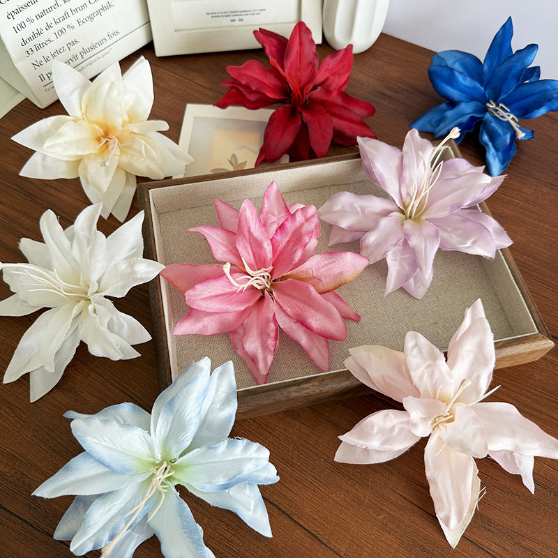 NEW STOCK! Beautiful Multi colour flower clips