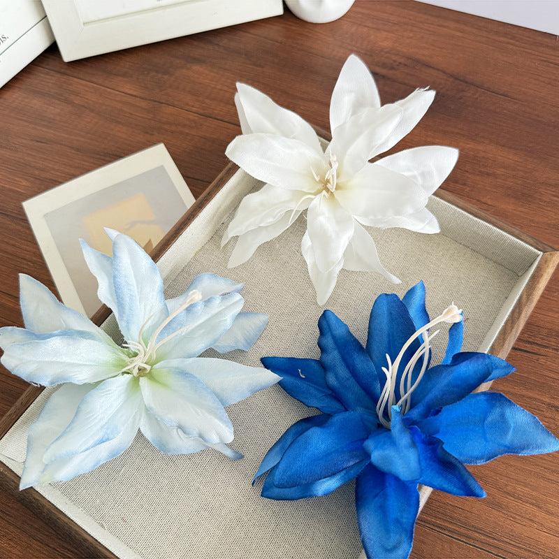 NEW STOCK! Beautiful Multi colour flower clips