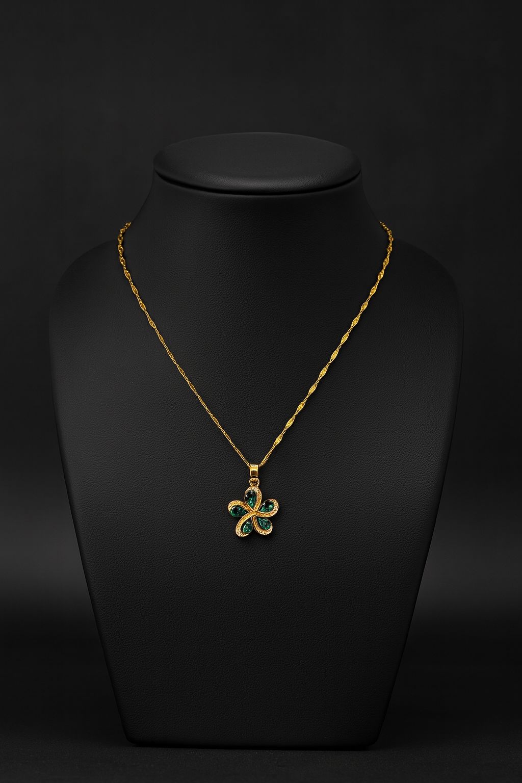 PREMIUM Quality|Green Zircon Snowflake Necklace|18K Gold Plated|Anti Tarnish Necklace
