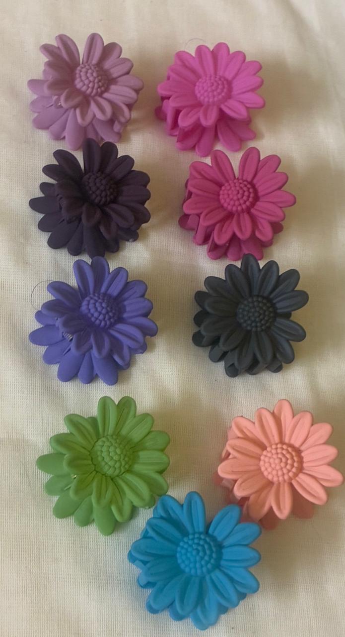 Sunflower clips with multi shade | Medium size| Soft Material
