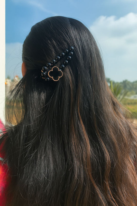 Premium quality Trending Korean Alligator Clips with flower style|Size (Medium)|White & Black