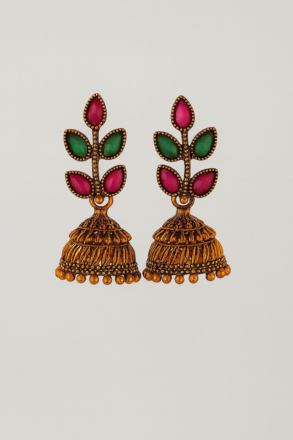 Multicolor leaf designed stud with small size gold finishing jimukha