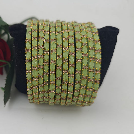 Leaf style kuppivala/Glass bangles
