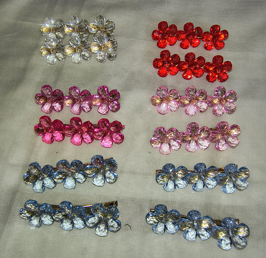 Finished and polished three stone alligator hair claws