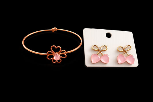 Adjustable bangle with stud combo