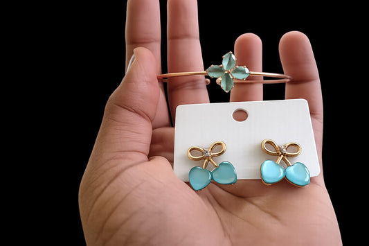 Adjustable bangle with stud combo