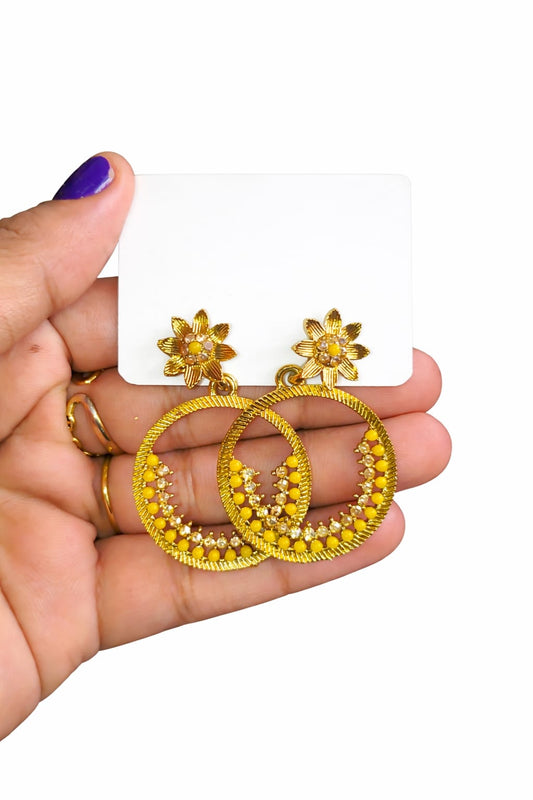 Flower stud earnings