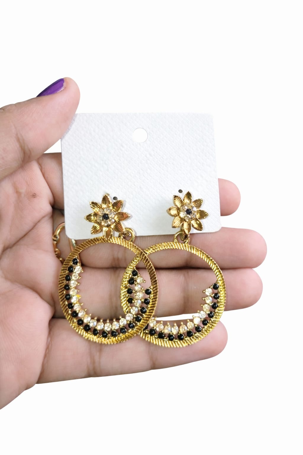 Flower stud earnings