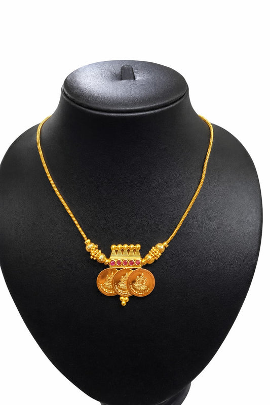 Gold covering kash pendent with simple adjustable chain