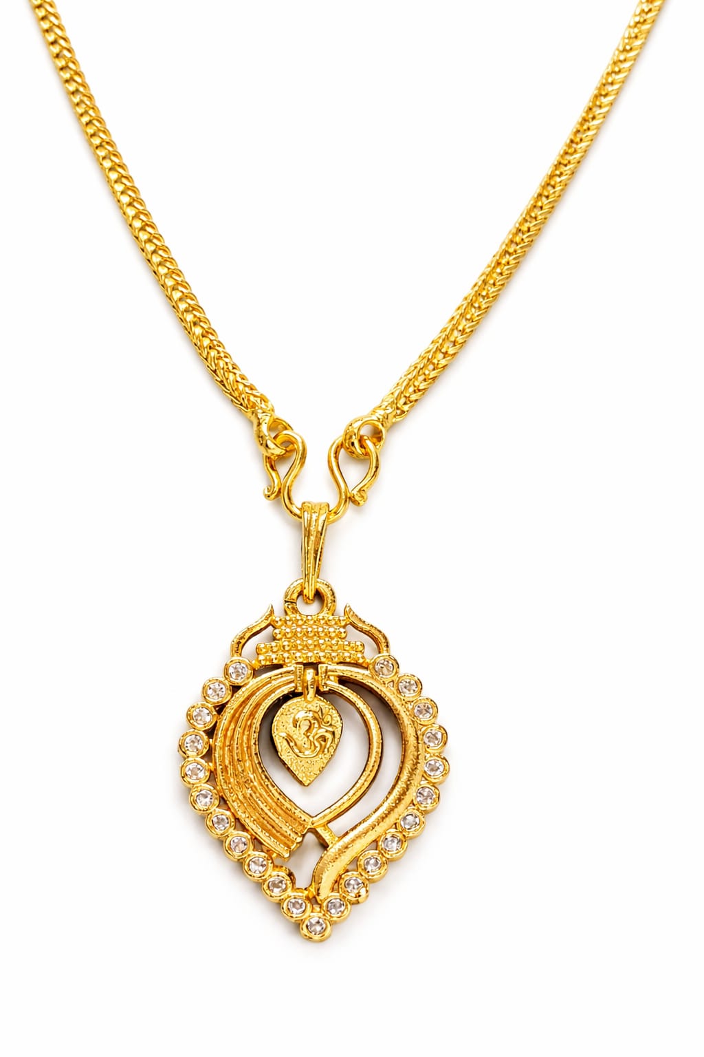 Gold covering 9 pidi ohm thaali