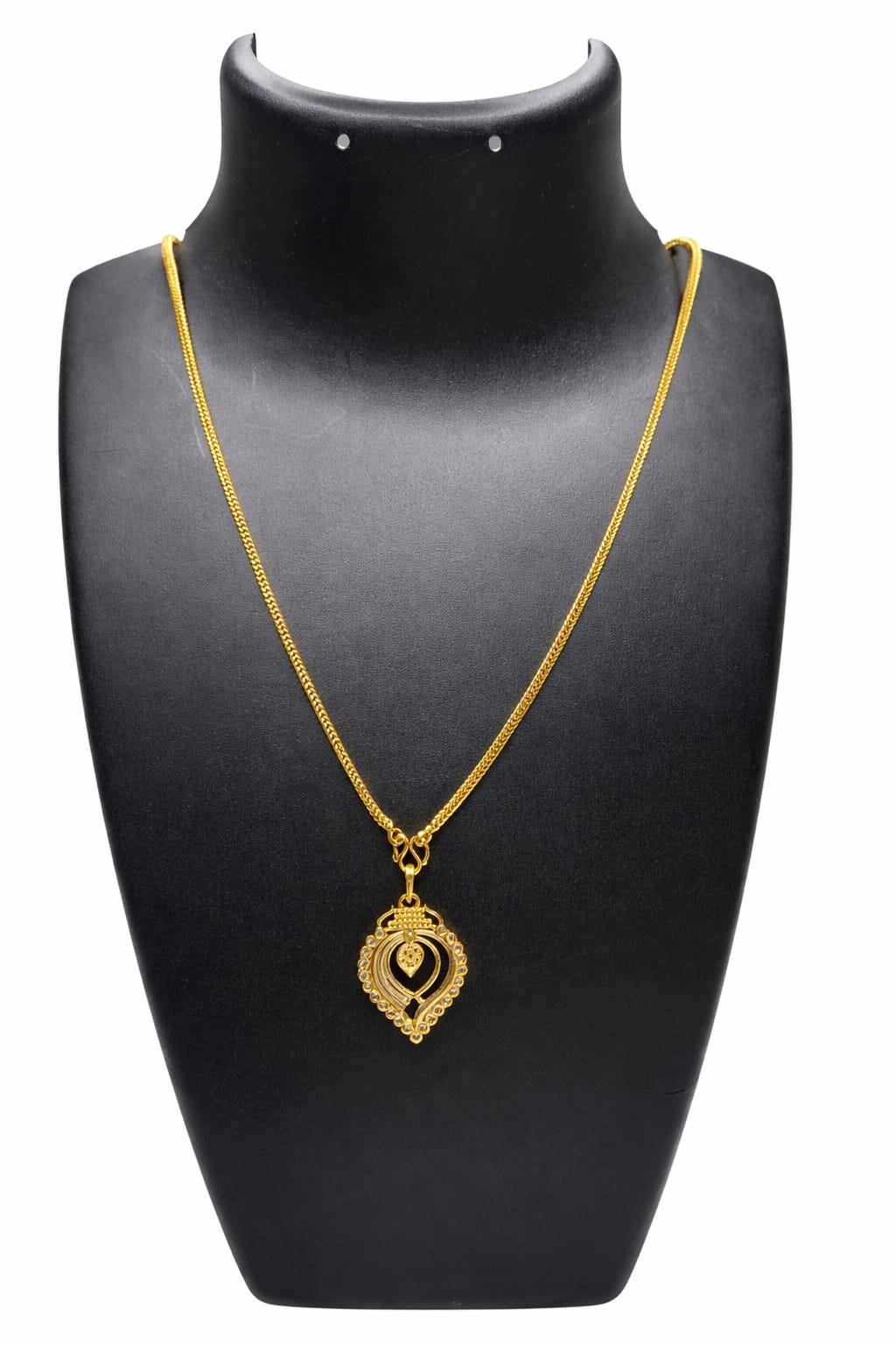 Gold covering 9 pidi ohm thaali