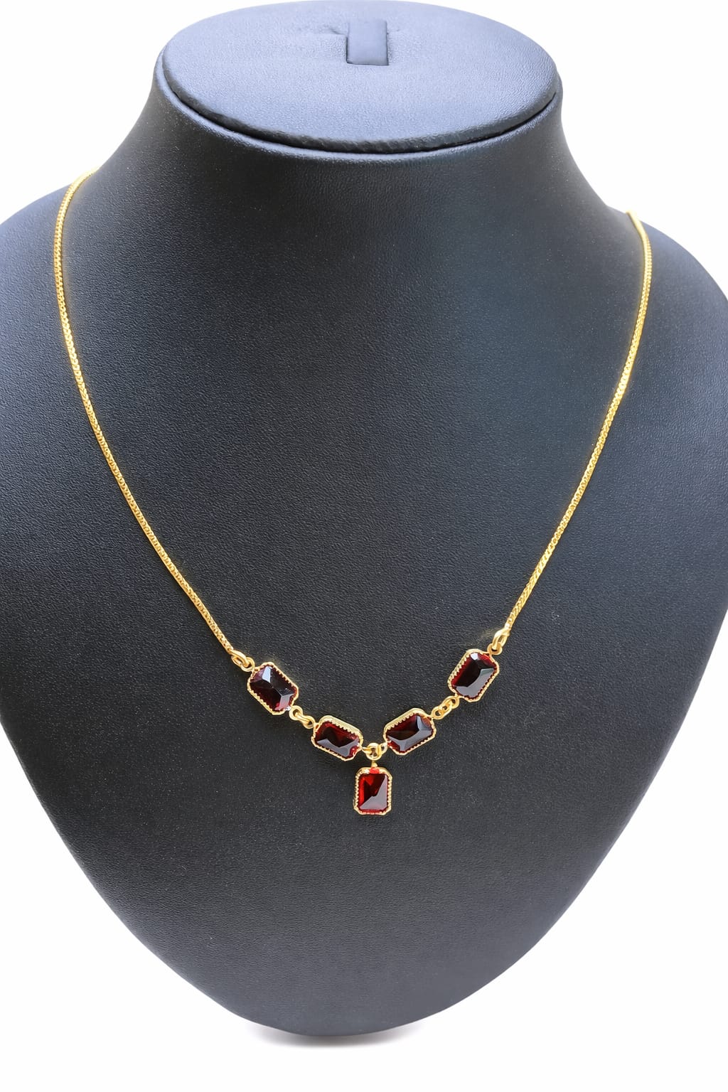 Gold covering Adjustable simple and elegant party wear  stone neck piece for women and girls