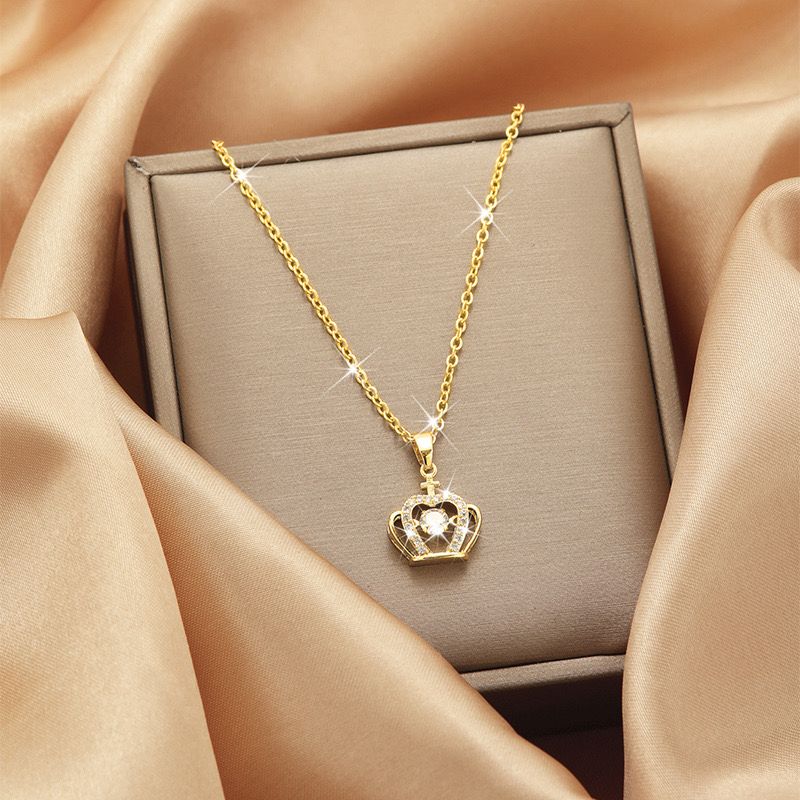 New Stock! Smart small crown necklace!