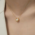 New Stock! U shaped pearl gold 18k anti tarnish necklace