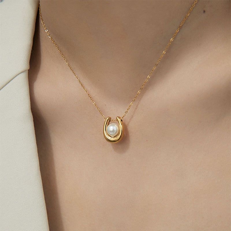 New Stock! U shaped pearl gold 18k anti tarnish necklace