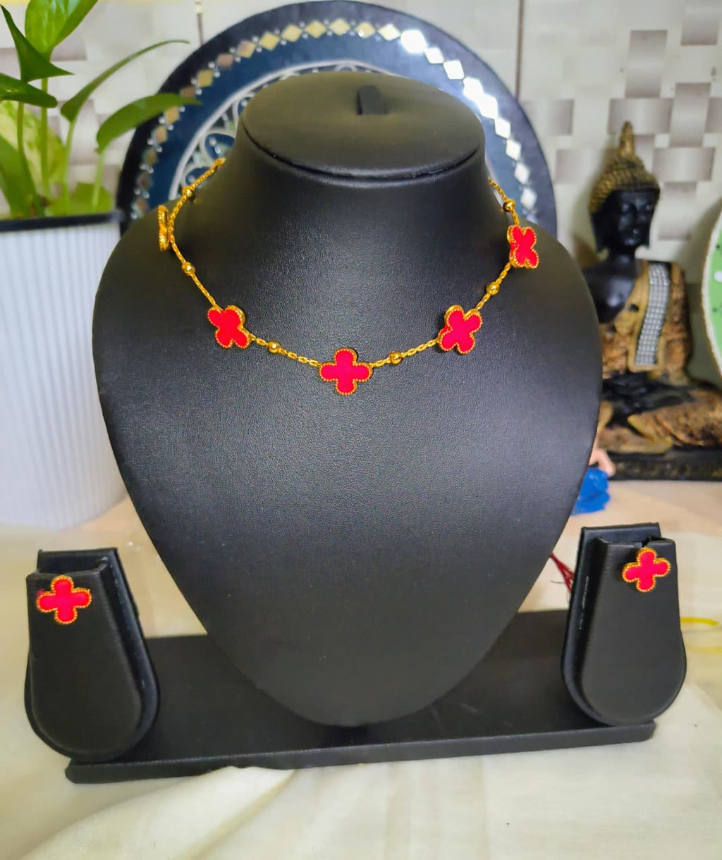 Partywear, traditional touch invisible designed chocker