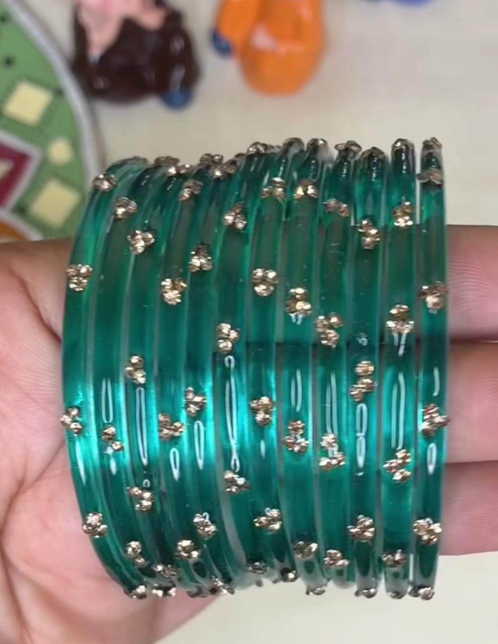 Stone kuppivala/ glass bangles
