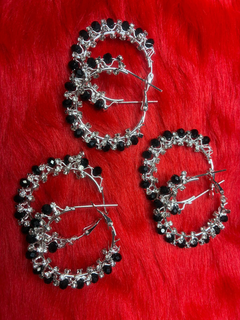 NEW ARRIVAL Black Metal Hanging Ear rings