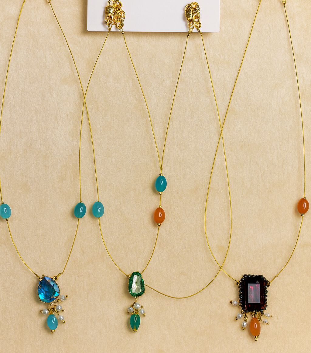 INVISIBLE Chain with Green Beads and Green colour Pendent